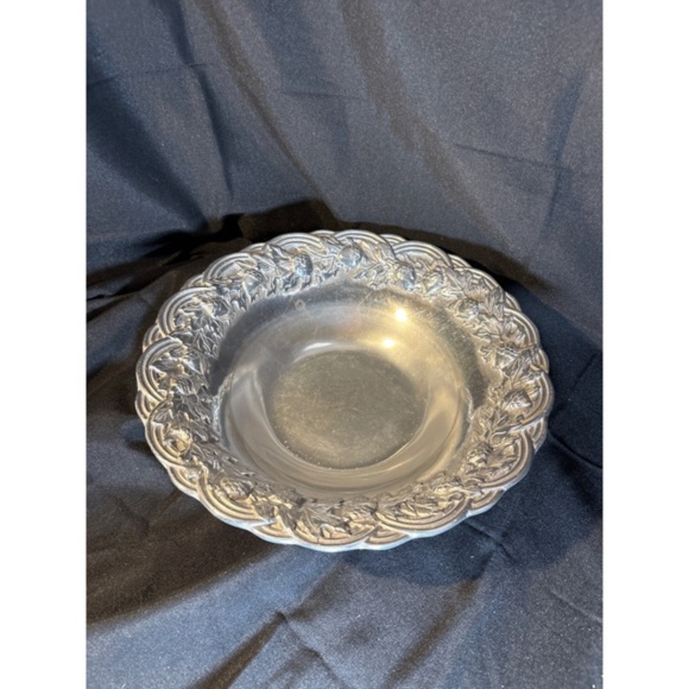 Elegant Pewter Bowl Grapevine Border Scalloped Edge Decorative‎ Dish